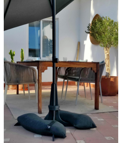 Baser Heavy Duty Parasol Base with Fillable Sandbags